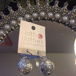 Lottie Dottie Earrings